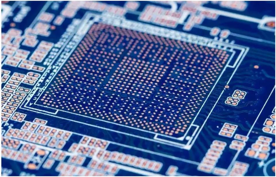 如何選擇安全環(huán)保的PCB板清洗方式？